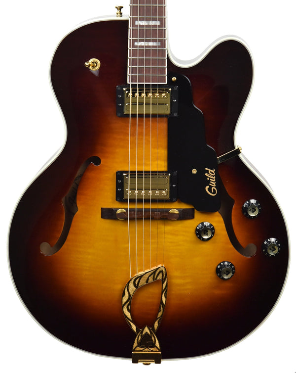 Used Guild X-170 Manhattan in Vintage Sunburst AK171564